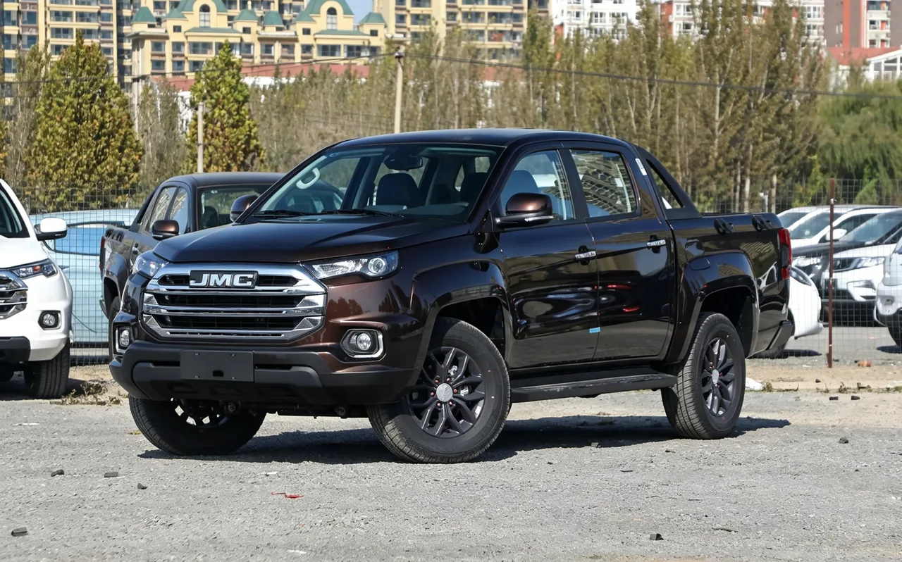 2022 Model 2.0T Automatic Diesel 4WD Comfort Standard Wheelbase